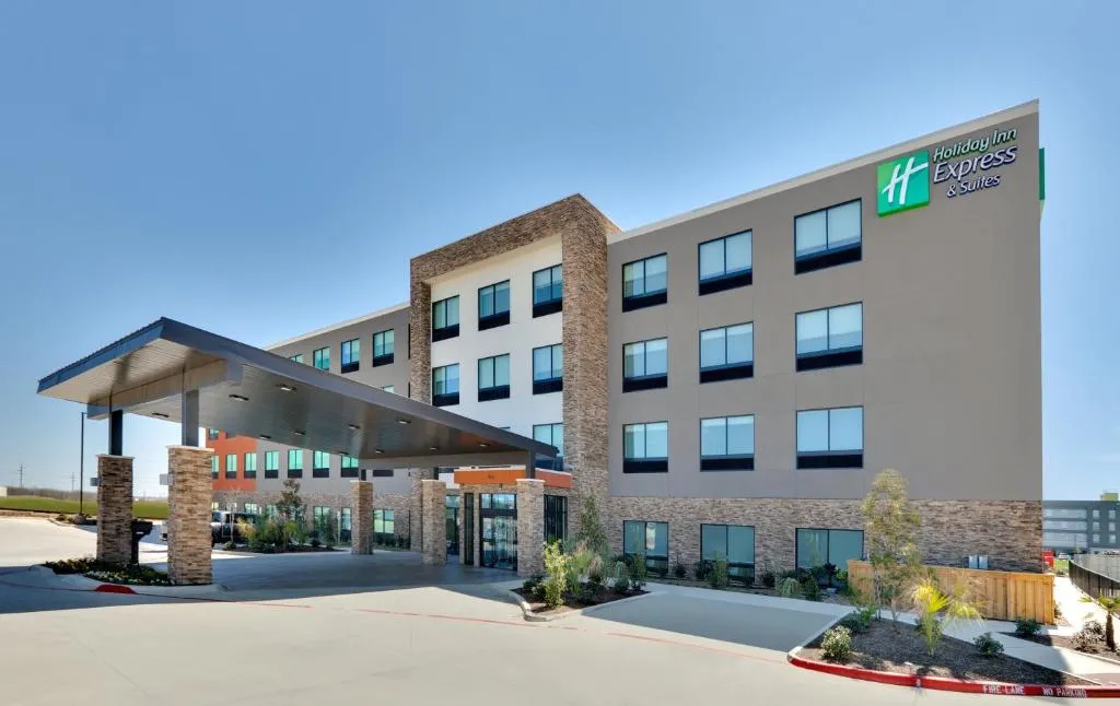 Holiday Inn Express & Suites Fort Worth North - Northlake by IHG
