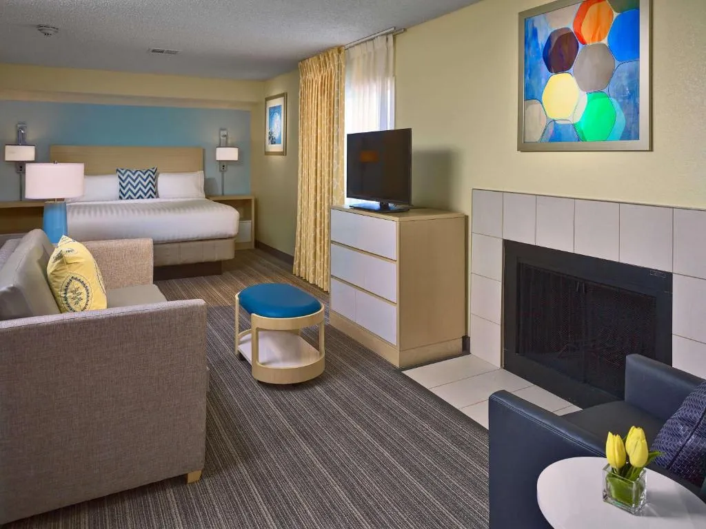 Sonesta Simply Suites Cleveland Westlake