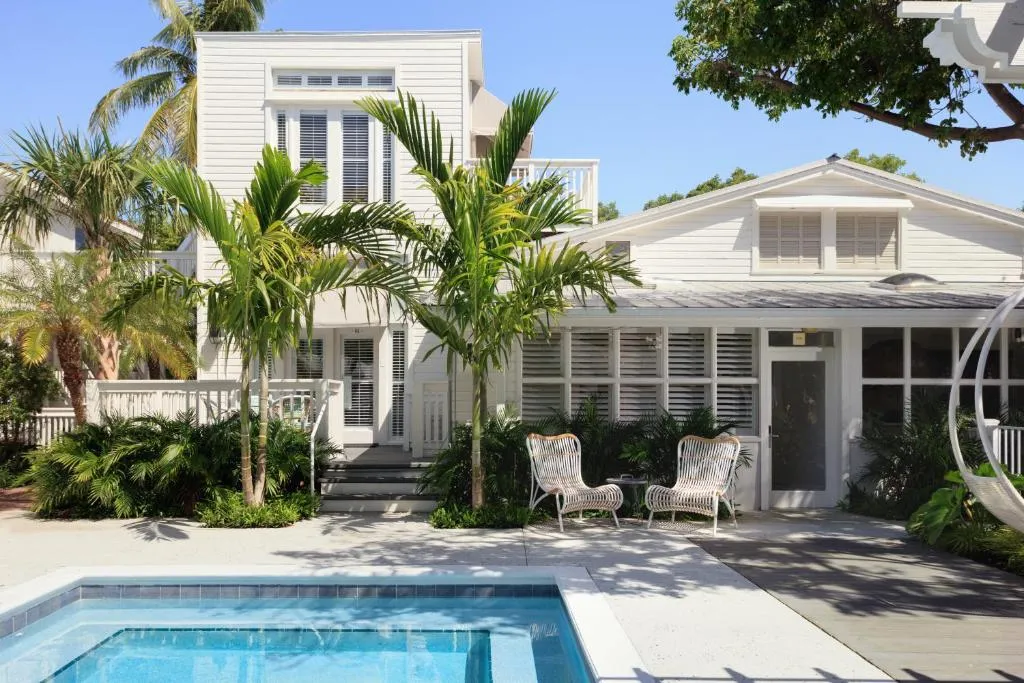 Ella's Cottages - Key West Historic Inns