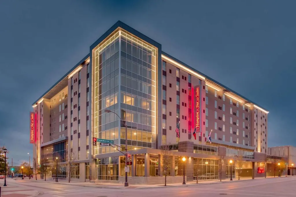 Hampton Inn & Suites Fort Worth Downtown