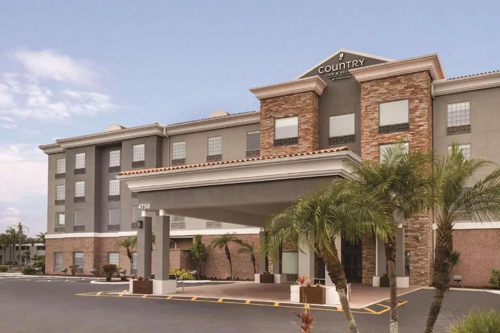 Country Inn & Suites by Radisson, RJ Stadium - Tampa Airport East