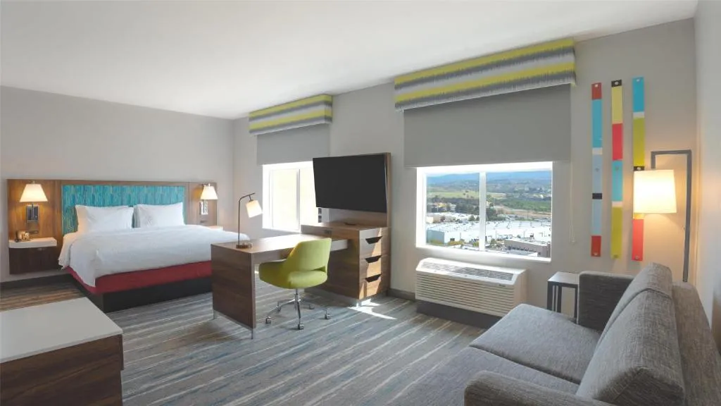 Hampton Inn By Hilton Santa Clarita-Valencia