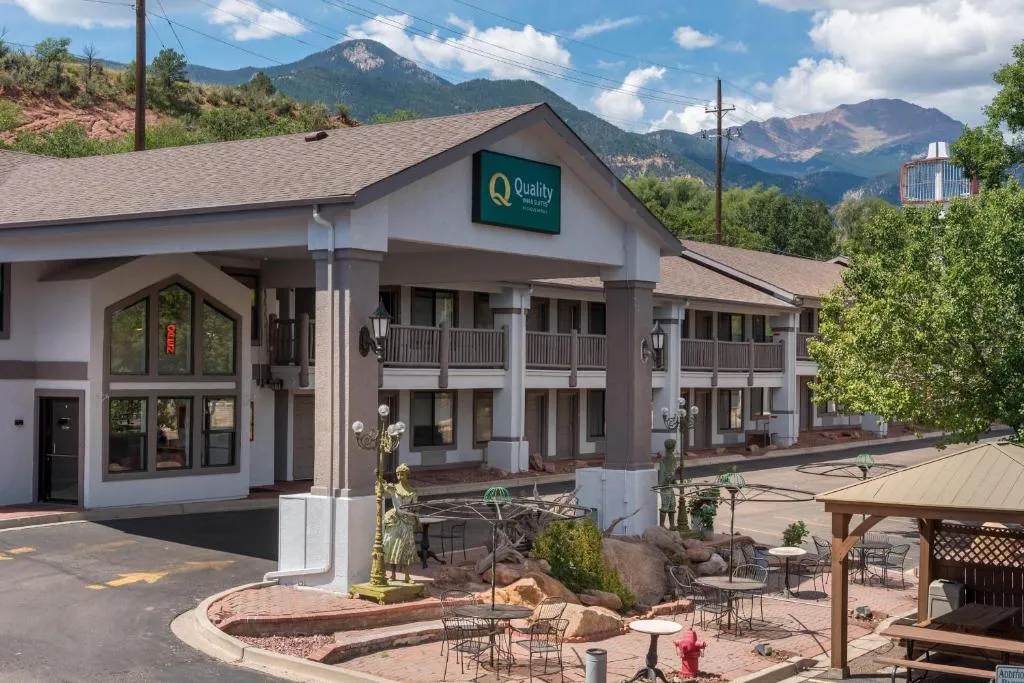 Quality Inn & Suites Manitou Springs at Pikes Peak Garden of the Gods