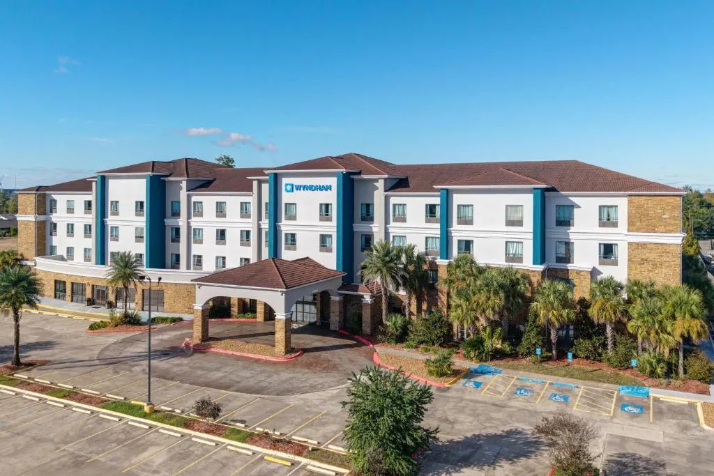 Wyndham Lake Charles near Casinos