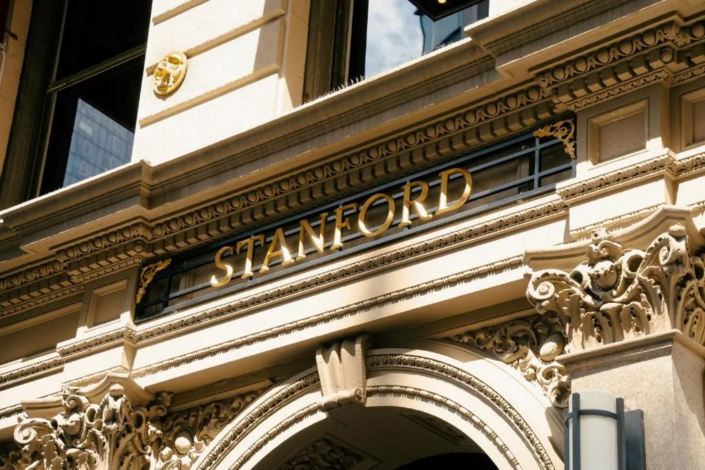 Hotel Stanford