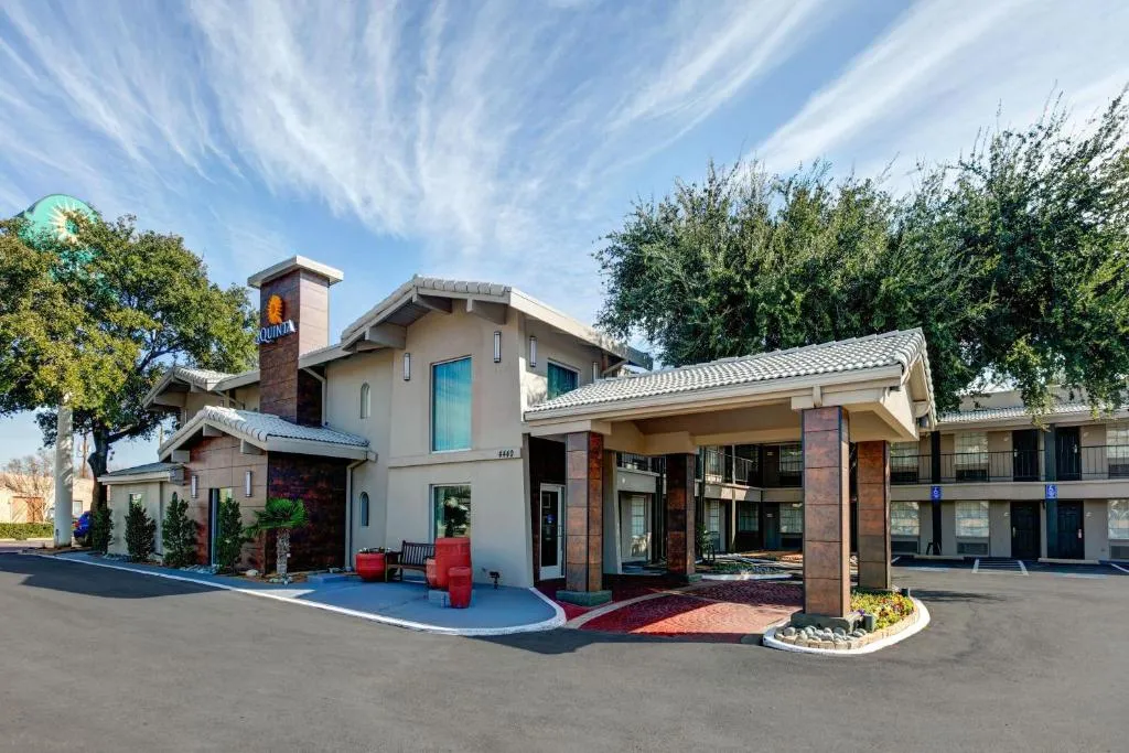 La Quinta Inn by Wyndham Dallas Uptown