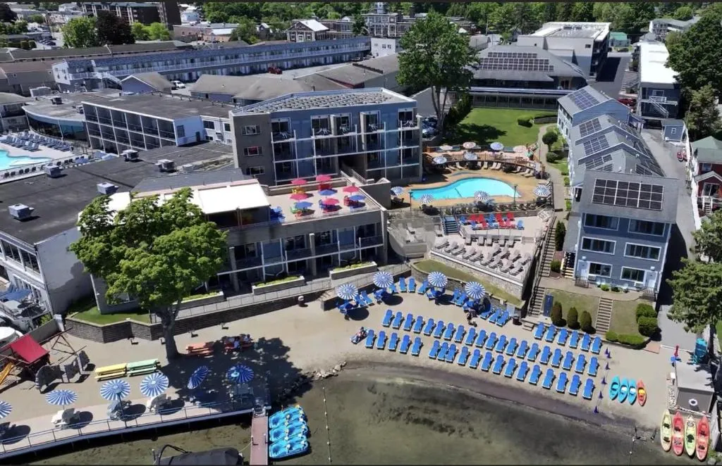 Surfside On The Lake