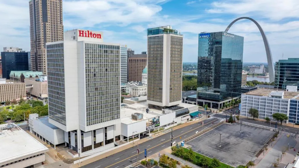 Hilton St. Louis at the Ballpark